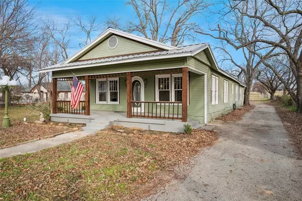 Weatherford, TX 76086,1705 E Bankhead Drive