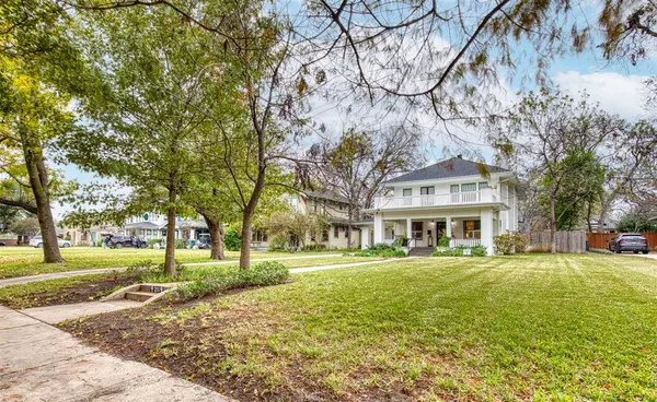 Dallas, TX 75208,211 N Rosemont Avenue