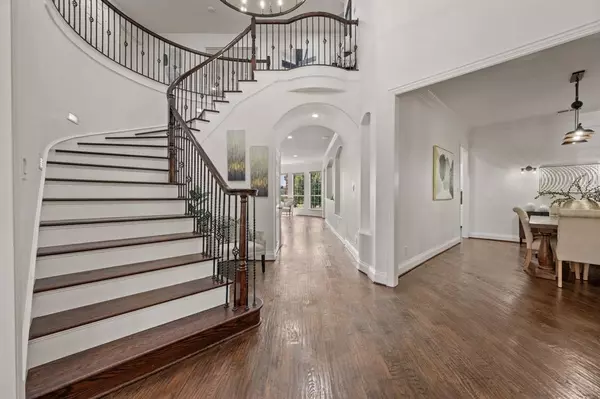 Irving, TX 75063,2038 Azalea Trail