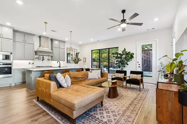 Dallas, TX 75211,2291 Rook Drive