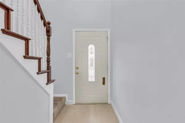 Dallas, TX 75230,7610 Highmont Street