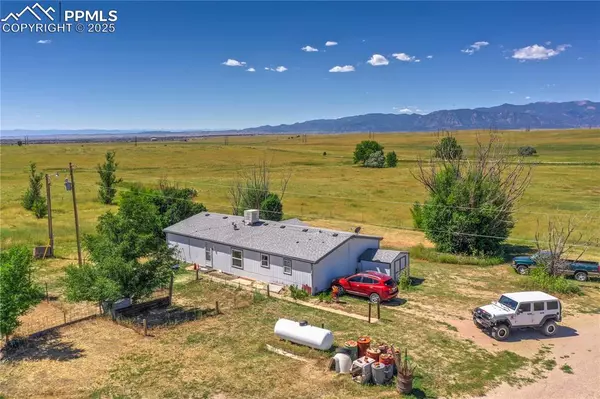 Colorado Springs, CO 80929,3955 S Meridian RD