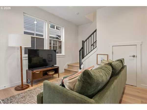 Portland, OR 97218,5053 NE 47TH PL