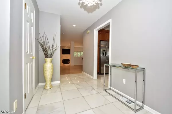 Mahwah Twp., NJ 07430,272 Belmont Pl