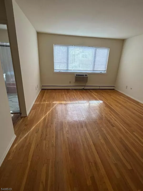 Bloomfield Twp., NJ 07003,573 Broughton Ave #6A