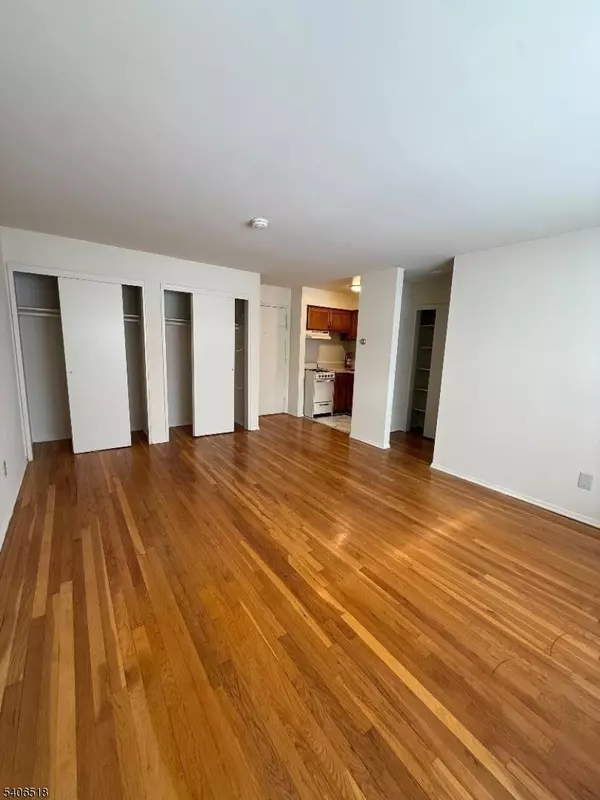 Bloomfield Twp., NJ 07003,573 Broughton Ave #6A