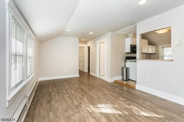 Glen Ridge Boro Twp., NJ 07028,9 Lincoln Street