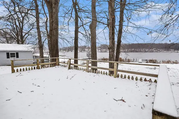 12093 Winans DR, Johnstown Twp, MI 49050