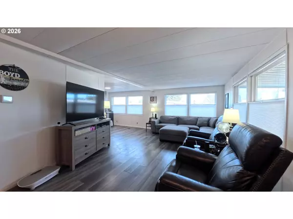 Salem, OR 97317,2232 42ND AVE SE #704