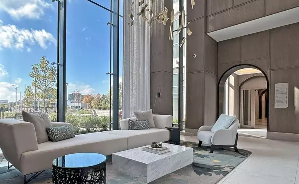 Toronto C13, ON M3C 0P7,30 Inn On The Park DR #4201