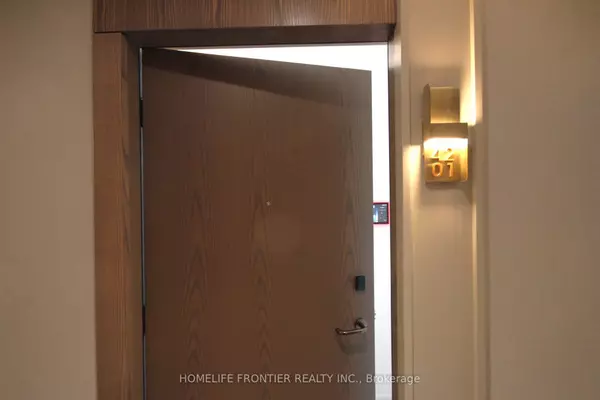 Toronto C13, ON M3C 0P7,30 Inn On The Park DR #4201