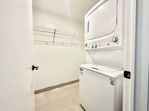 Toronto, ON M4L 0B7,1050 Eastern AVE #412