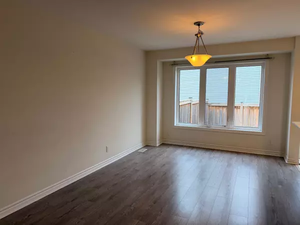 Oshawa, ON L1L 0C1,103 Nearco Gate