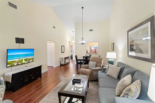 Boca Raton, FL 33498,10800 Waterberry Dr #10800