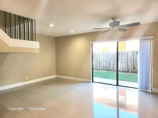 Coral Springs, FL 33065,10293 NW 33rd St