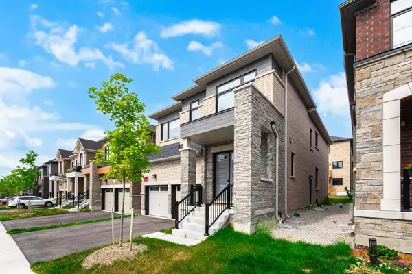 Springwater, ON L9X 2C8,37 Periwinkle RD