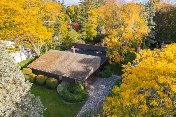 Oakville, ON L6J 2E4,1168 Carey RD