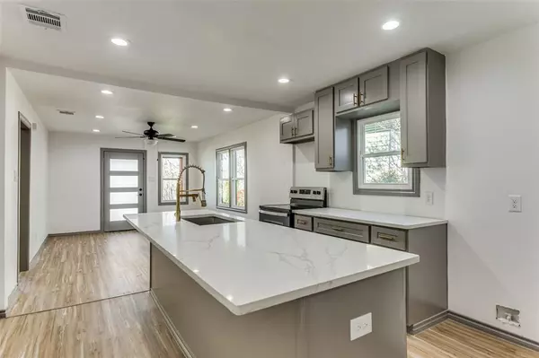 Fort Worth, TX 76107,3309 Merrick Street