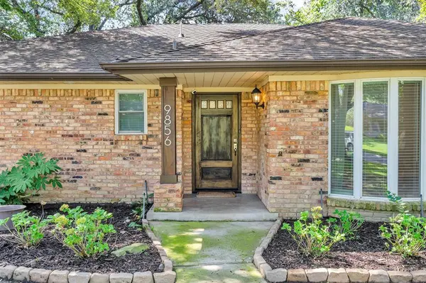 Dallas, TX 75238,9856 Shoreview Road