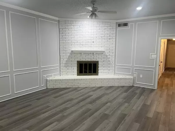 Carrollton, TX 75006,2029 Springwood Place #B