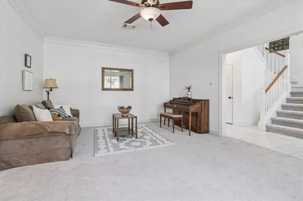 Irving, TX 75063,2200 Southern Oak Drive