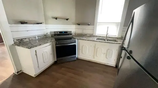 Shreveport, LA 71104,2109 Highland Avenue