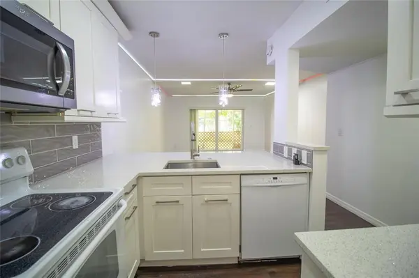 Coral Springs, FL 33065,8401 Royal Palm Blvd #8401