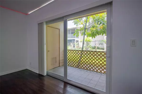 Coral Springs, FL 33065,8401 Royal Palm Blvd #8401