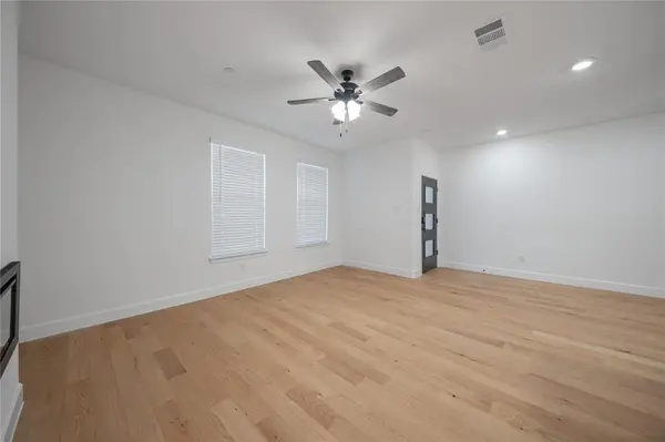 Rowlett, TX 75088,7905 Sunset Boulevard