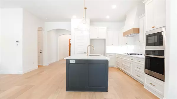 Aledo, TX 76008,427 Wingtail Drive