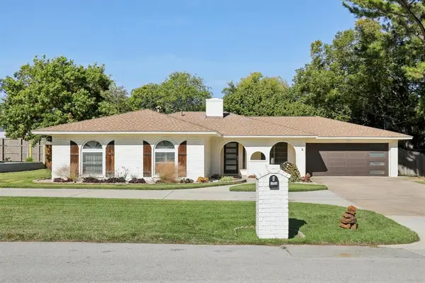 3554 Mercury Drive, Grapevine, TX 76051