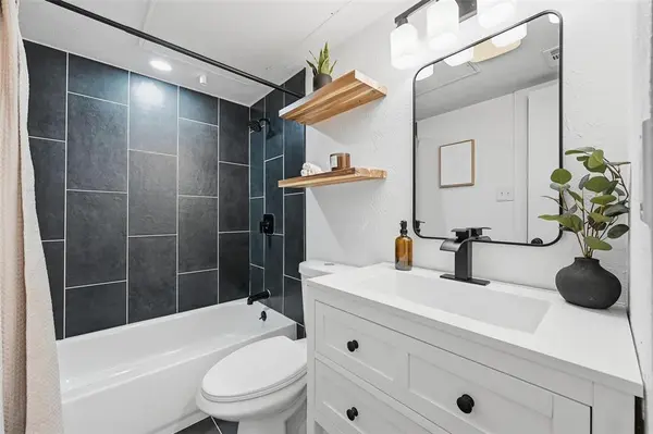 Cedar Hill, TX 75104,405 Justice Street