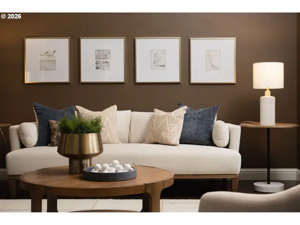 Portland, OR 97223,6703 SW MOONSHADOW CT