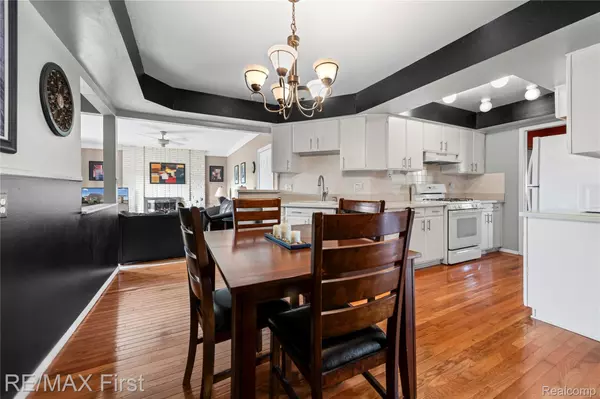 Warren, MI 48088,13430 Dominic DR