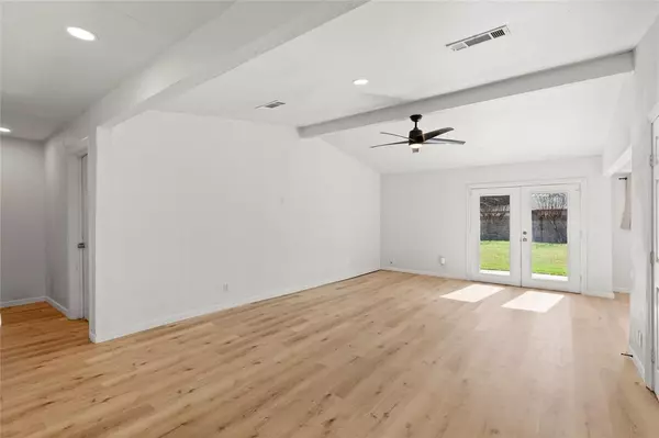 Mansfield, TX 76063,1012 E Dallas Street