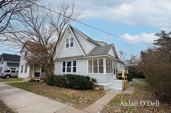1228 Quarry AVE NW, Grand Rapids, MI 49504