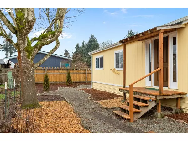 Stayton, OR 97383,9874 GOLF CLUB RD #82