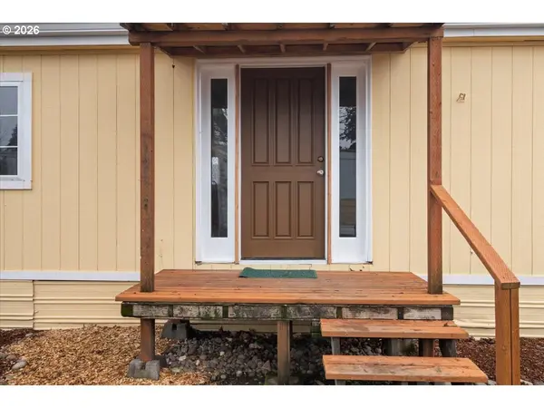 Stayton, OR 97383,9874 GOLF CLUB RD #82