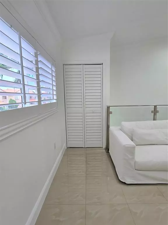 Hialeah, FL 33018,7895 W 29th Ln #202-16