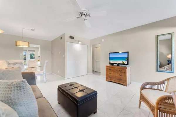 Margate, FL 33063,7390 NW 1st St #104