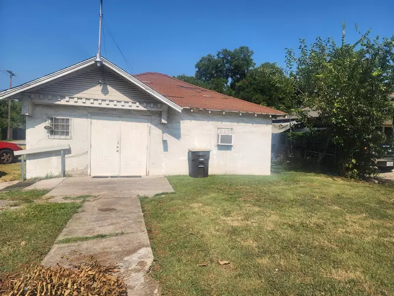2847 S Marsalis Avenue, Dallas, TX 75216