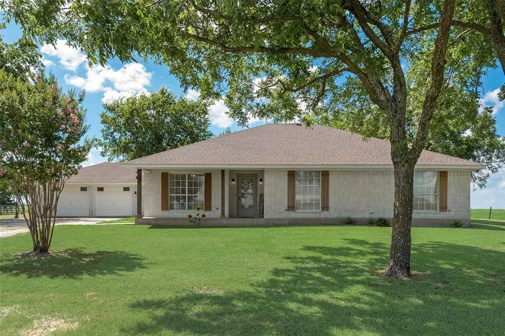 Ennis, TX 75119,3266 E Highway 34