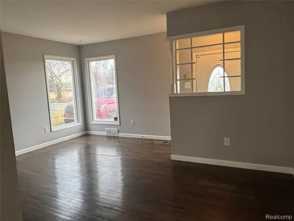 Inkster, MI 48141,1636 KENWOOD ST ST