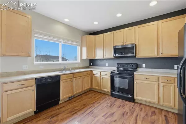 Colorado Springs, CO 80922,4489 Crow Creek DR