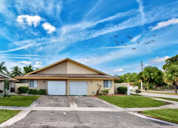 6558 Harbour Rd, North Lauderdale, FL 33068