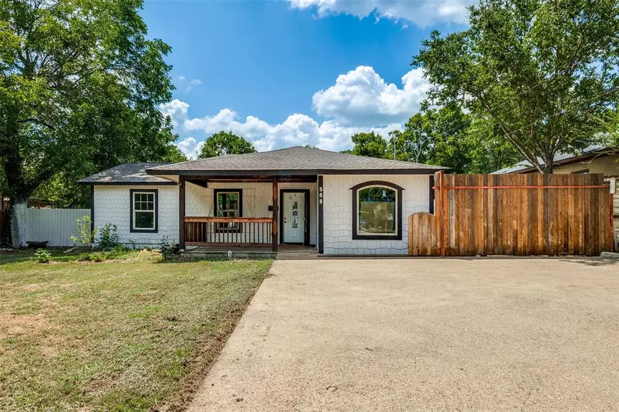 568 W Hammond Street, Lancaster, TX 75146