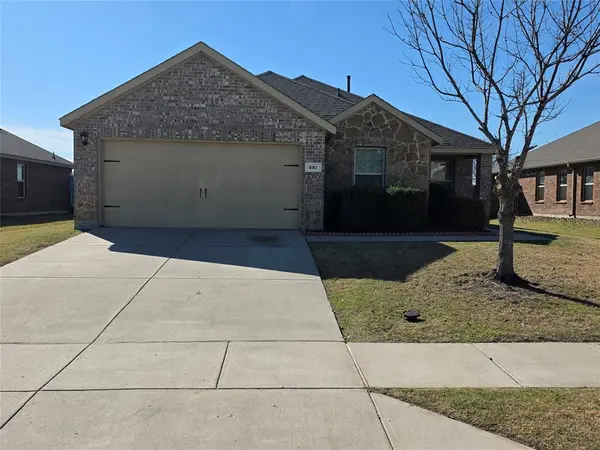 237 Thoroughbred Street, Waxahachie, TX 75165