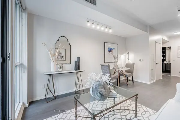 Toronto C01, ON M5H 0B1,70 Temperance ST #1105