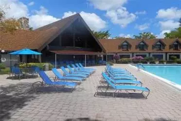 Lauderhill, FL 33319,3670 Inverrary Dr #3B