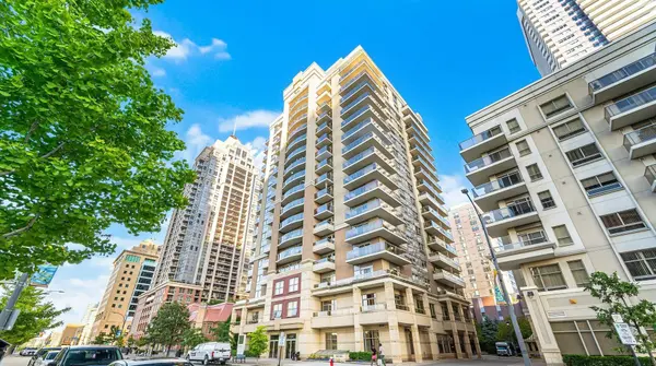 Mississauga, ON L5B 4N1,350 Princess Royal DR #202